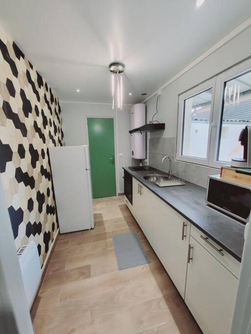 Family Flat Stade De France Airport Cdg Le Bourget 